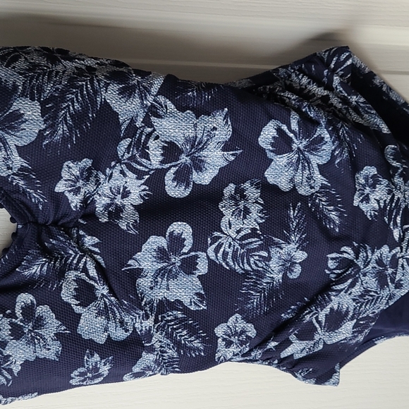 Tommy Bahama Swimsuit - Picture 2 of 5